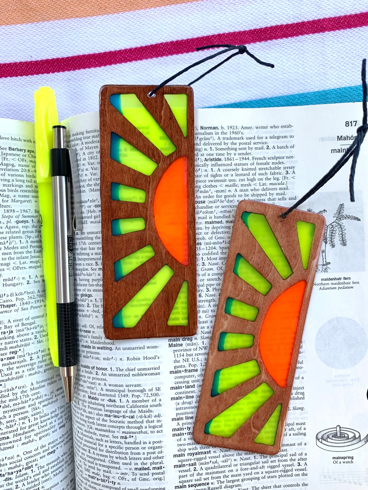 Sunrise Wood & Resin Bookmark - Cognac