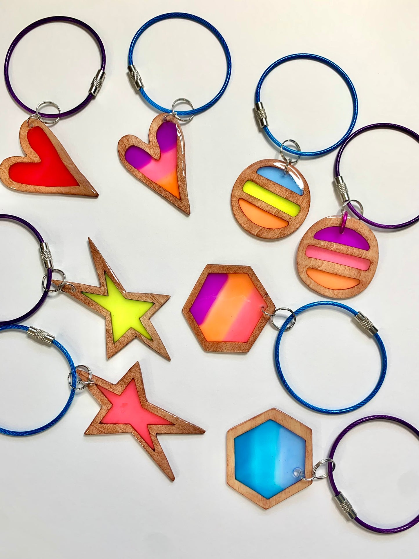 Heart Wood & Resin Keychain - Teak Sunset