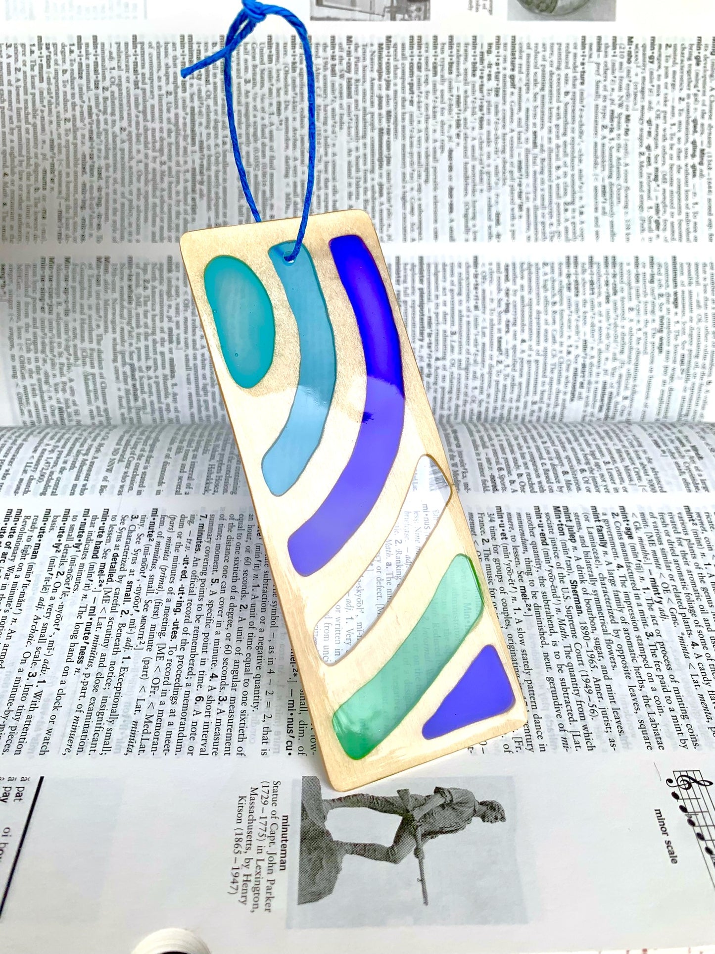 Sunset Vibe Wood & Resin Bookmark - Basswood Blues