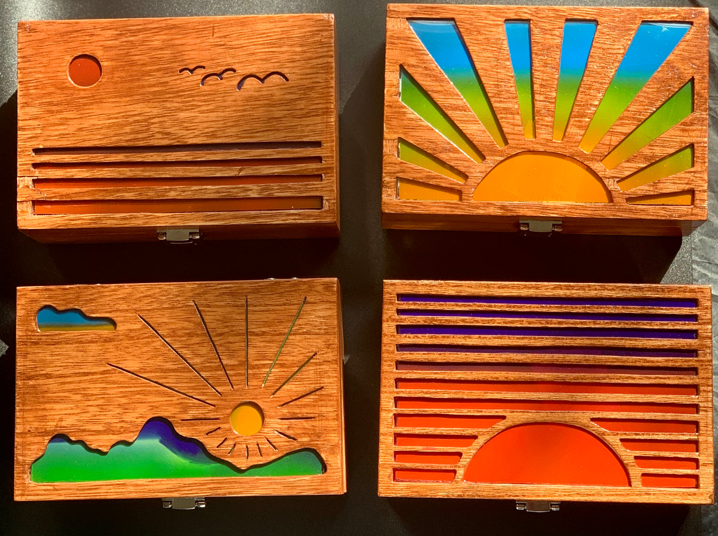 Sunrise Glow Light Wooden Box - Cognac