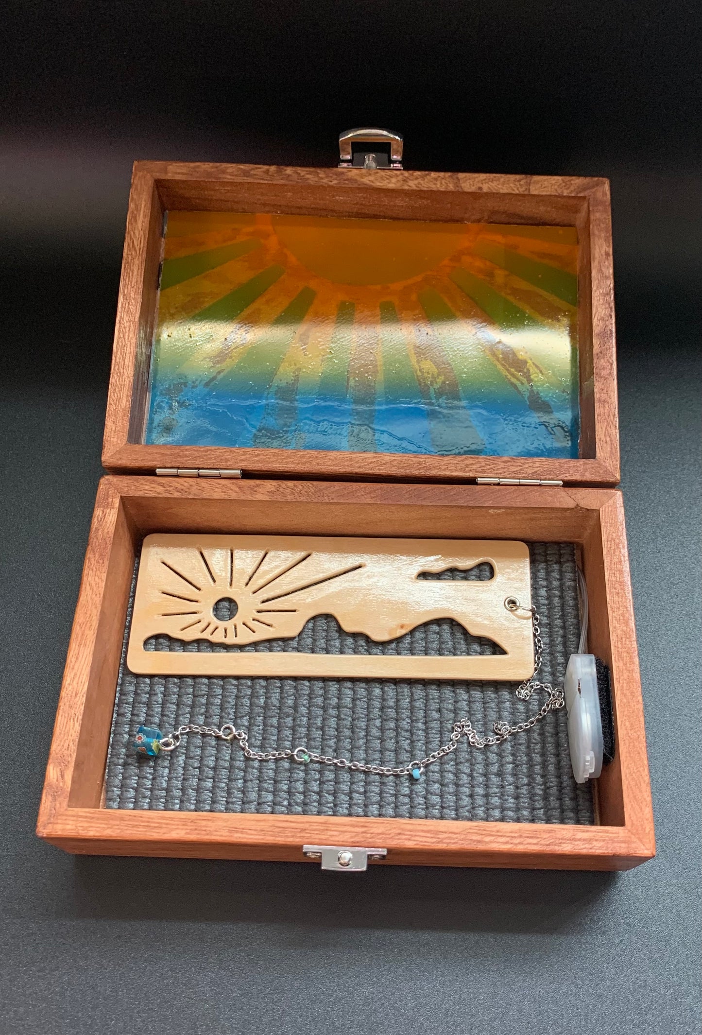 Sunrise Glow Light Wooden Box - Cognac