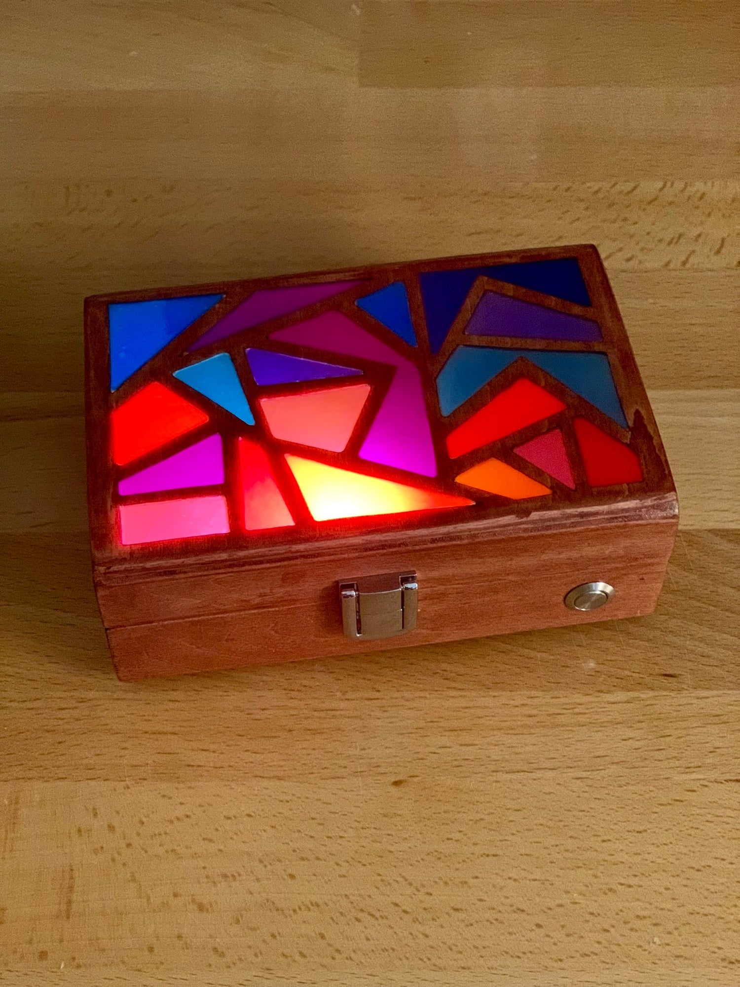 Zigzag Glow Light Box