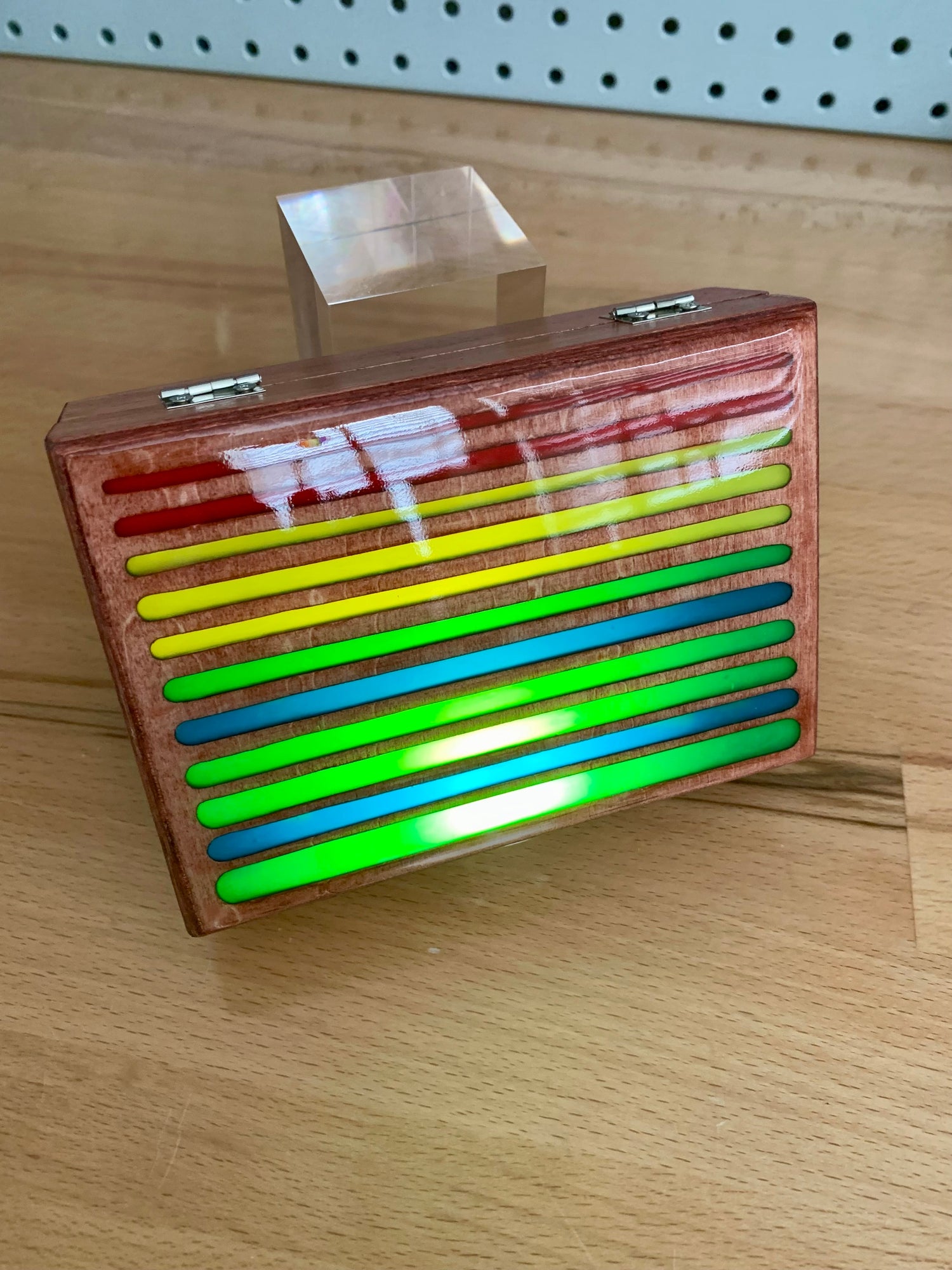 Gradient Lines Glow Light Box