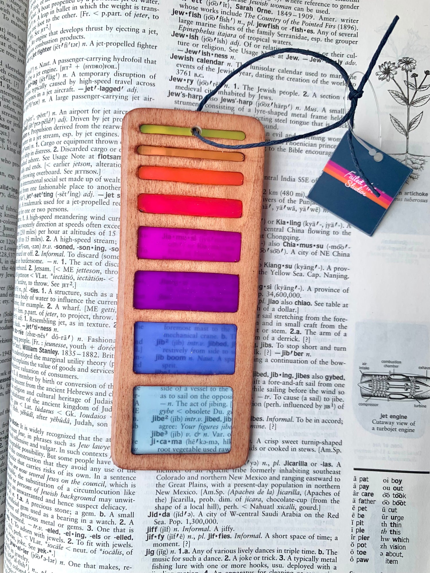 Retro Gradient Bookmark