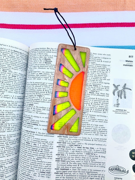 Sunrise Wood & Resin Bookmark - Teak Pink