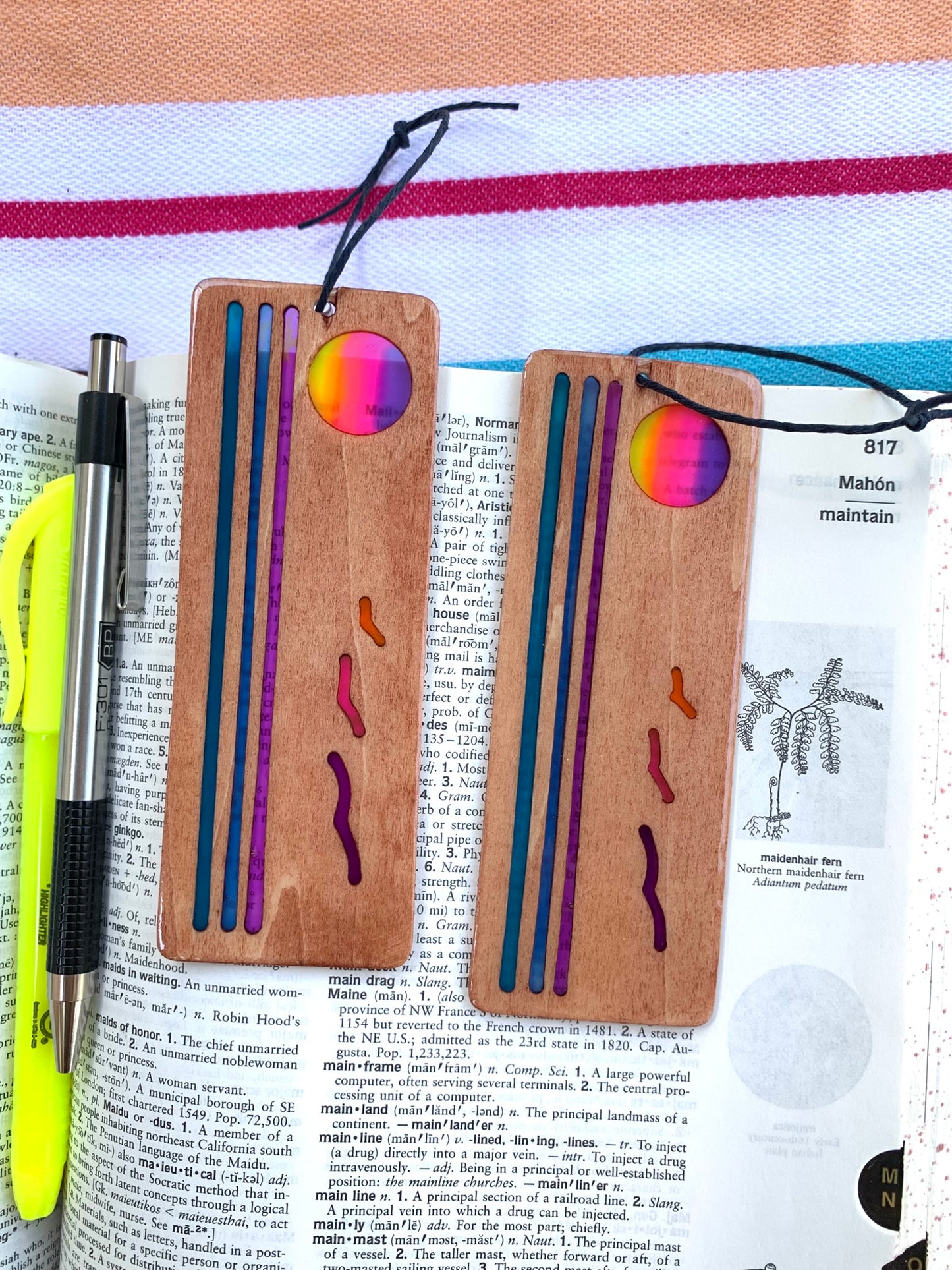 Ocean Sunset Wood & Resin Bookmark - Teak Taffy