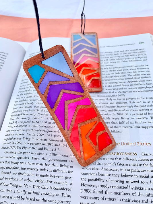 Zigzag Wood & Resin Bookmark - Vivid Teak Sunset