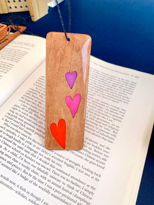 Hearts Wood & Resin Bookmark - Teak Sunset