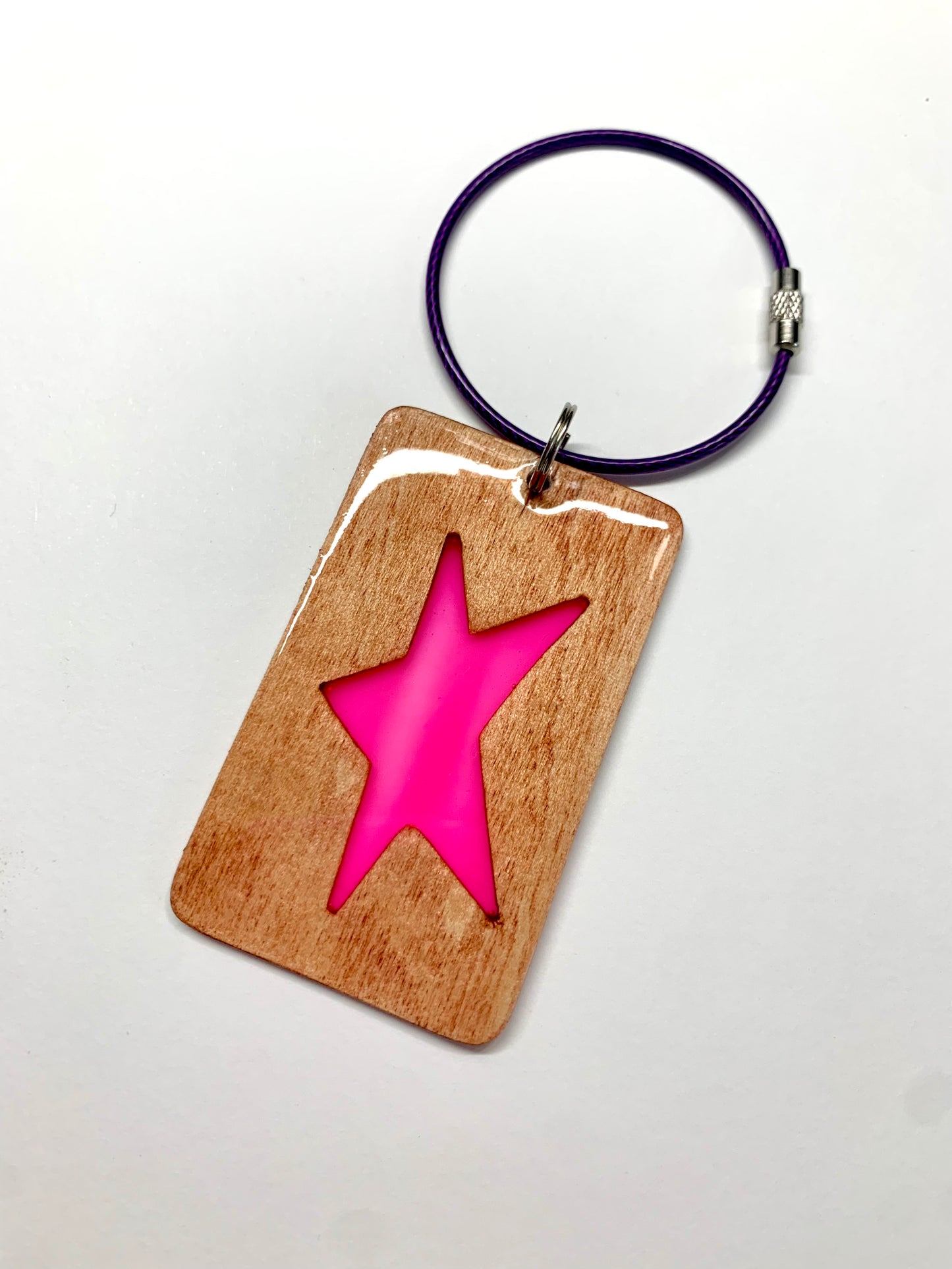 Star Wood & Resin Keychain - Teak Pink