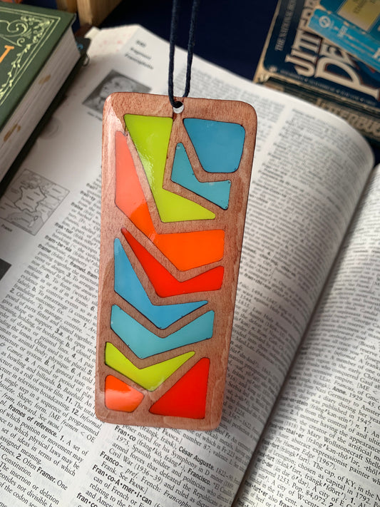 Zigzag Wood & Resin Bookmark - Teak Beach Towel