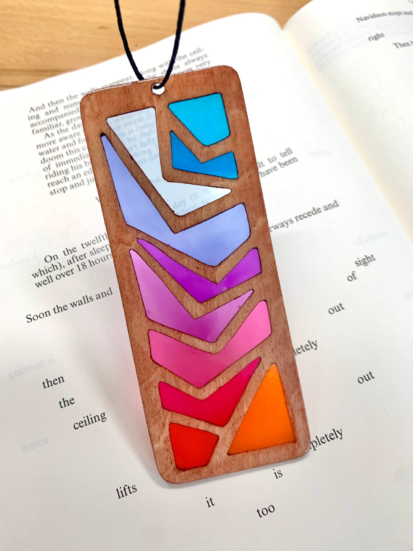 Zigzag Wood & Resin Bookmark - Teak Sunset