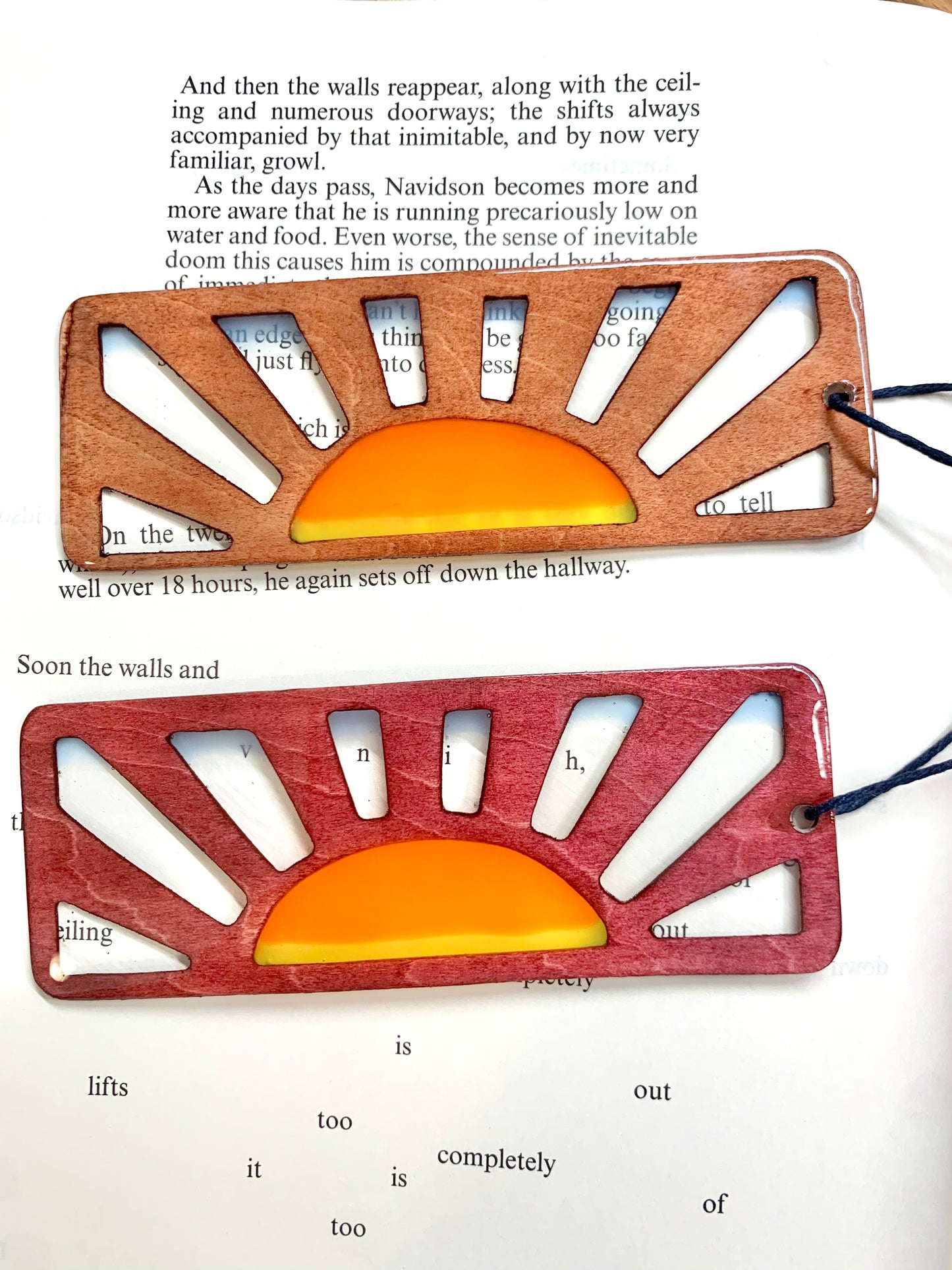 Sunrise Wood & Resin Bookmark - Teak