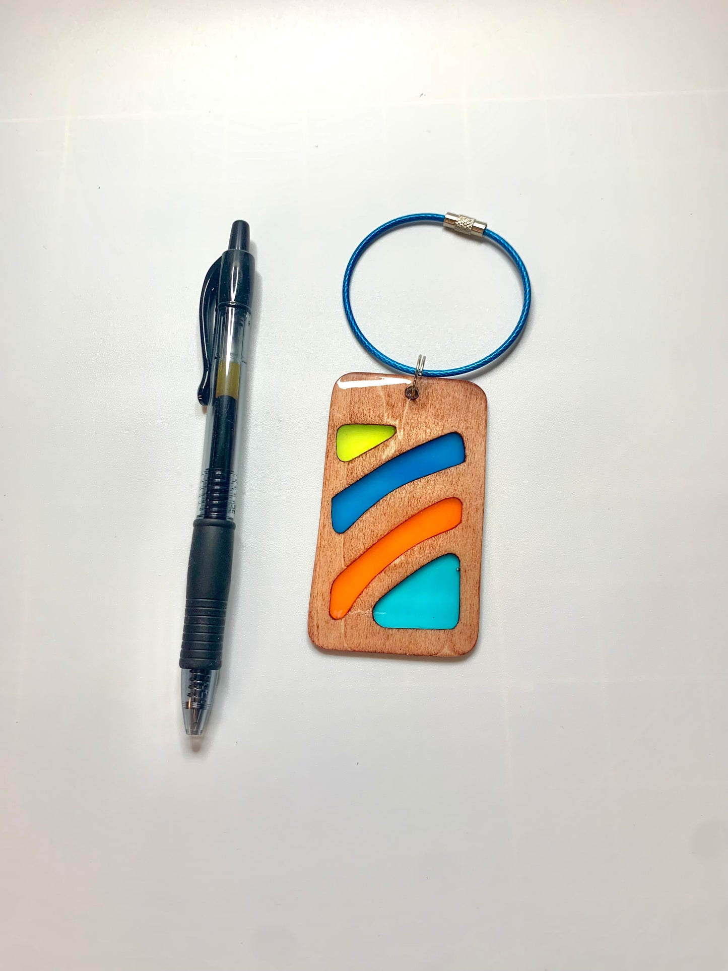 Sunset Vibe Wood & Resin Keychain - Teak Beach Towel