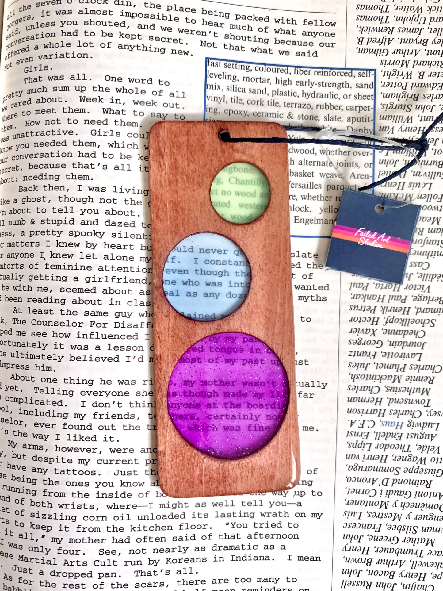 Circles Wood & Resin Bookmark - Teak