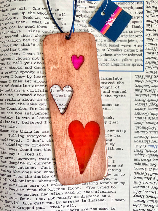 Hearts Wood & Resin Bookmark - Teak
